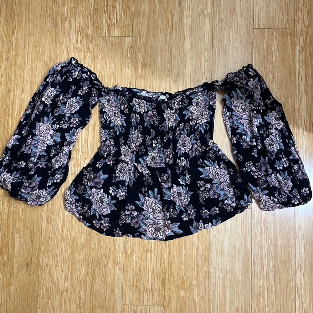 American Eagle Off the Shoulder Top